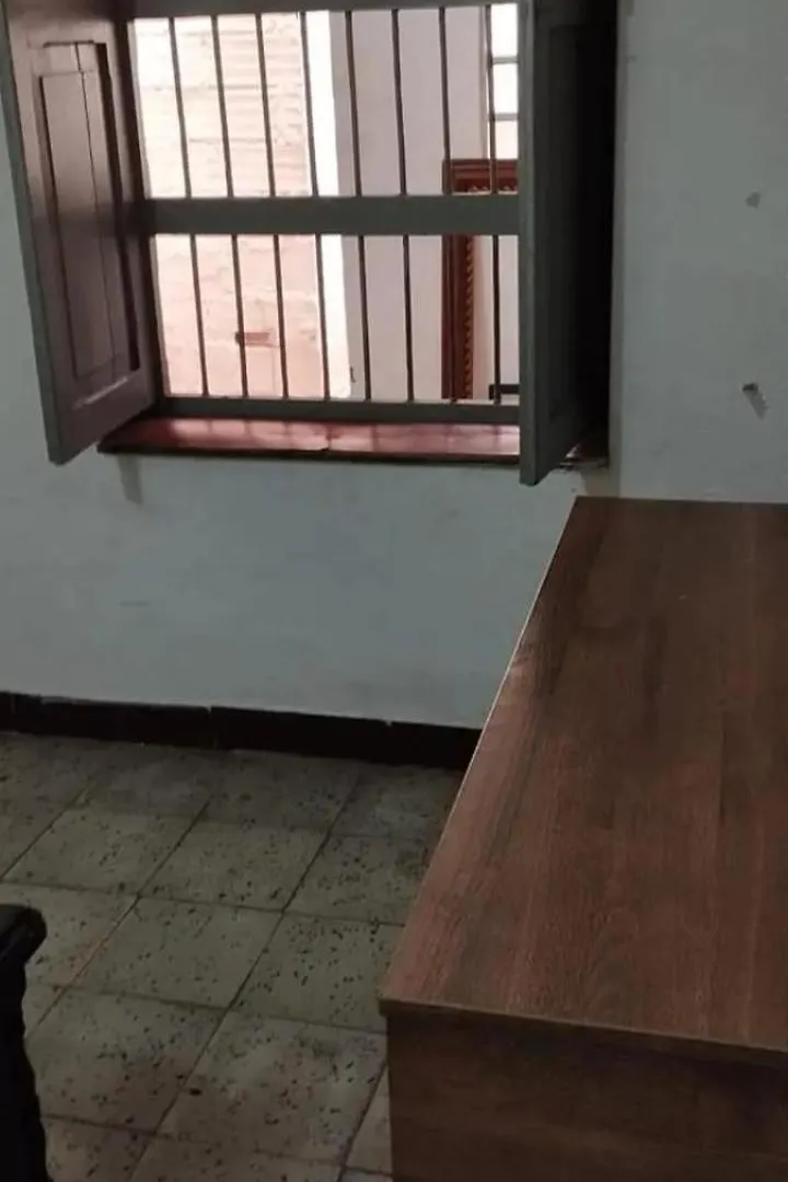 Arriendo Por 1 Ano Completo Fijo Habitacion A Persona Sola En El Barrio El Salvador Apartment Medellin