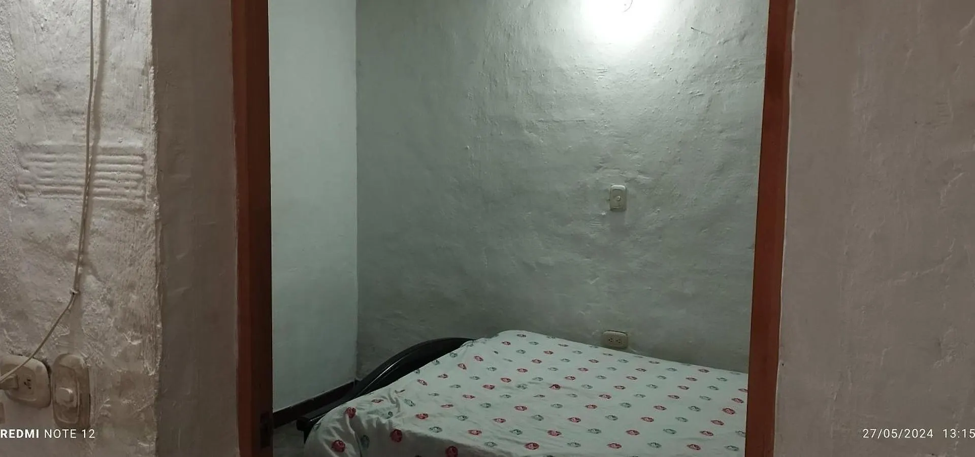 Arriendo Por 1 Ano Completo Fijo Habitacion A Persona Sola En El Barrio El Salvador Apartment Medellin Homestay